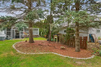 2139 E Leroy Ave, Saint Francis, WI 53235 - Photo 41