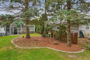 2139 E Leroy Ave, Saint Francis, WI 53235 - Photo 41