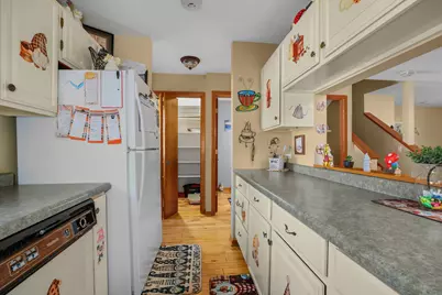 939  Sunset Pl, Onalaska, WI 54650 - Photo 11