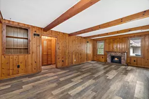 7911 W Cold Spring Rd, Greenfield, WI 53220 - Photo 5