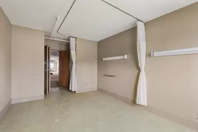 9806 W Lincoln Ave, West Allis, WI 53227 - Photo 29