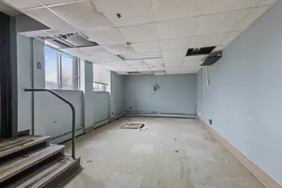 9806 W Lincoln Ave, West Allis, WI 53227 - Photo 19