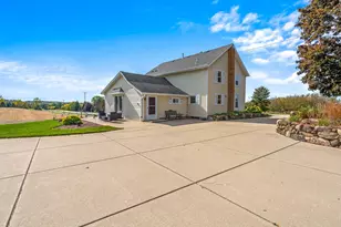 2180 County Hwy K, Erin, WI 53027 - Photo 11