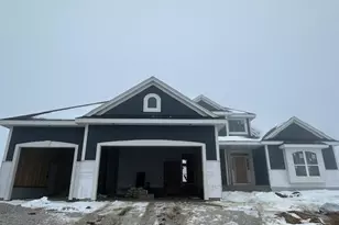 W258N5755 Vista Ct, Lisbon, WI 53089 - Photo 1