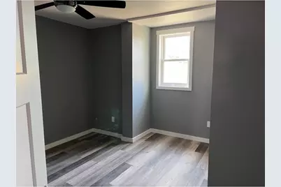 1214  3rd St #B, La Crosse, WI 54601 - Photo 5