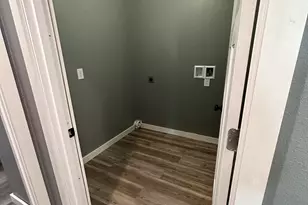 1214 3rd St, La Crosse, WI 54601 - Photo 9