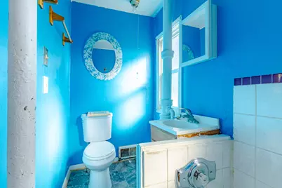 2564 N 19th St, Milwaukee, WI 53206 - Photo 13