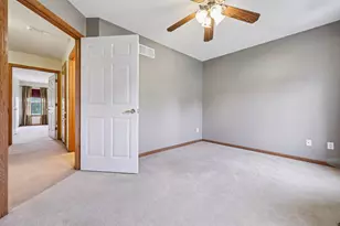 8216 Anna Ave, Racine, WI 53185 - Photo 33