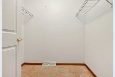 8216  Anna Ave, Racine, WI 53185 - Photo 37