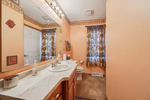 8216 Anna Ave, Racine, WI 53185 - Photo 21