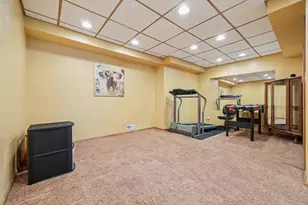 8216 Anna Ave, Racine, WI 53185 - Photo 47