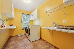 8216 Anna Ave, Racine, WI 53185 - Photo 23