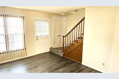 4273 W Cherrywood Ln, Brown Deer, WI 53209 - Photo 13