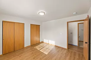 W1062 Marietta Ave, Ixonia, WI 53036 - Photo 17