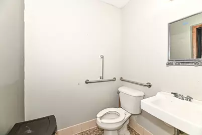 1118  Grove Ave, Racine, WI 53405 - Photo 15