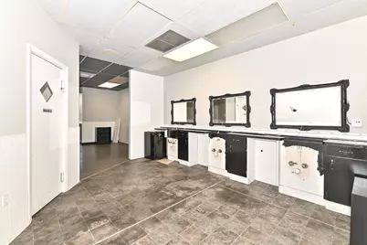 1118  Grove Ave, Racine, WI 53405 - Photo 9