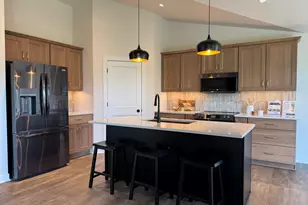 2850 Granite Ct, Sheboygan, WI 53081 - Photo 5