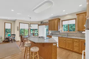 4 Lake Pointe Cir, Racine, WI 53402 - Photo 19