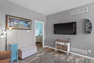 N9254 E Shore Rd, East Troy, WI 53120 - Photo 15