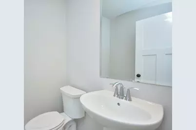 919  5 Mile Rd, Racine, WI 53402 - Photo 17