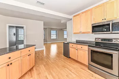 606 W Wisconsin Ave #1702, Milwaukee, WI 53203 - Photo 9