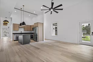 308 Oak St, Slinger, WI 53086 - Photo 9