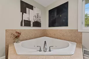 284 Sand Hill Ln, Dousman, WI 53118 - Photo 35