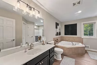 284  Sand Hill Ln, Dousman, WI 53118 - Photo 33