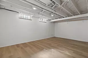 4918 N Berkeley Blvd, Whitefish Bay, WI 53217 - Photo 33