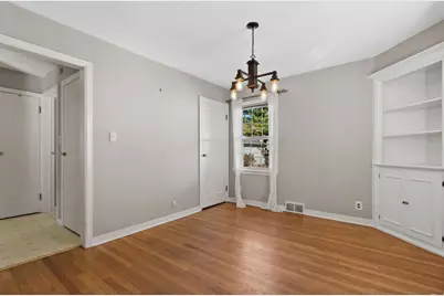 4918 N Berkeley Blvd, Whitefish Bay, WI 53217 - Photo 11