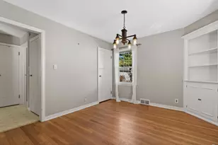 4918 N Berkeley Blvd, Whitefish Bay, WI 53217 - Photo 11