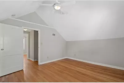 4918 N Berkeley Blvd, Whitefish Bay, WI 53217 - Photo 23