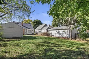 4918 N Berkeley Blvd, Whitefish Bay, WI 53217 - Photo 5