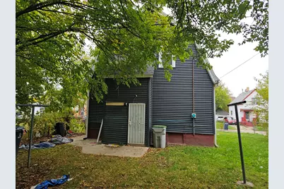 1526 W Groeling Ave, Milwaukee, WI 53206 - Photo 11