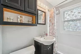 8230 W Burleigh St, Milwaukee, WI 53222 - Photo 23