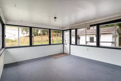 362 E Mill St, Richland Center, WI 53581 - Photo 13