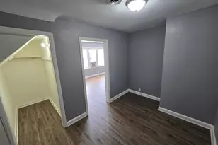 2478 W Chambers St, Milwaukee, WI 53206 - Photo 17