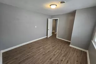 2478 W Chambers St, Milwaukee, WI 53206 - Photo 23
