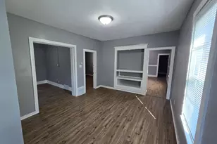 2478 W Chambers St, Milwaukee, WI 53206 - Photo 3