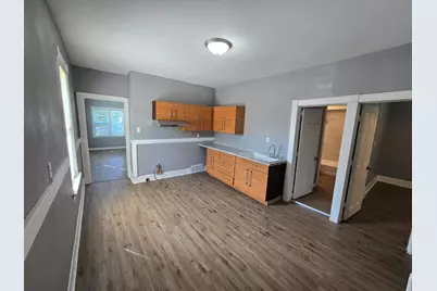 2478 W Chambers St, Milwaukee, WI 53206 - Photo 9