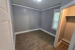 2478 W Chambers St, Milwaukee, WI 53206 - Photo 11