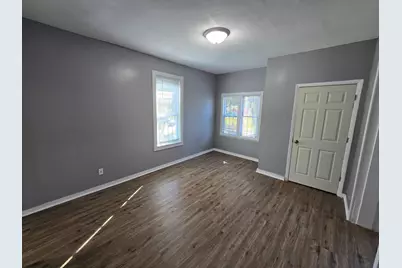 2478 W Chambers St, Milwaukee, WI 53206 - Photo 5