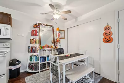 W170N11573  Armada Dr #13, Germantown, WI 53022 - Photo 7