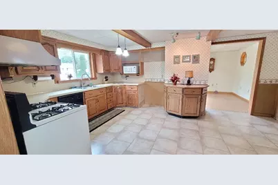 2529  13th St, Menominee, MI 49858 - Photo 5