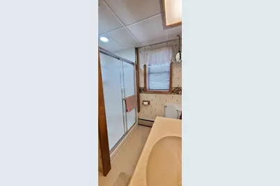 2529  13th St, Menominee, MI 49858 - Photo 9