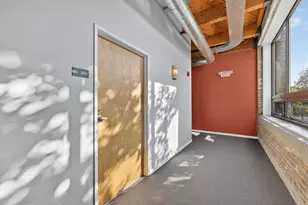 234 E Reservoir Ave, Milwaukee, WI 53212 - Photo 17