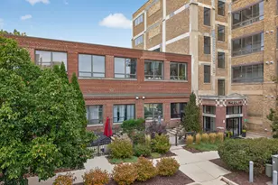 234 E Reservoir Ave, Milwaukee, WI 53212 - Photo 11