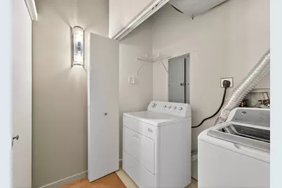 234 E Reservoir Ave #203, Milwaukee, WI 53212 - Photo 21