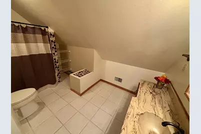 3265 S New York Ave, Milwaukee, WI 53207 - Photo 19