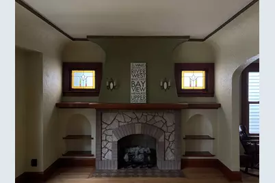 3265 S New York Ave, Milwaukee, WI 53207 - Photo 5